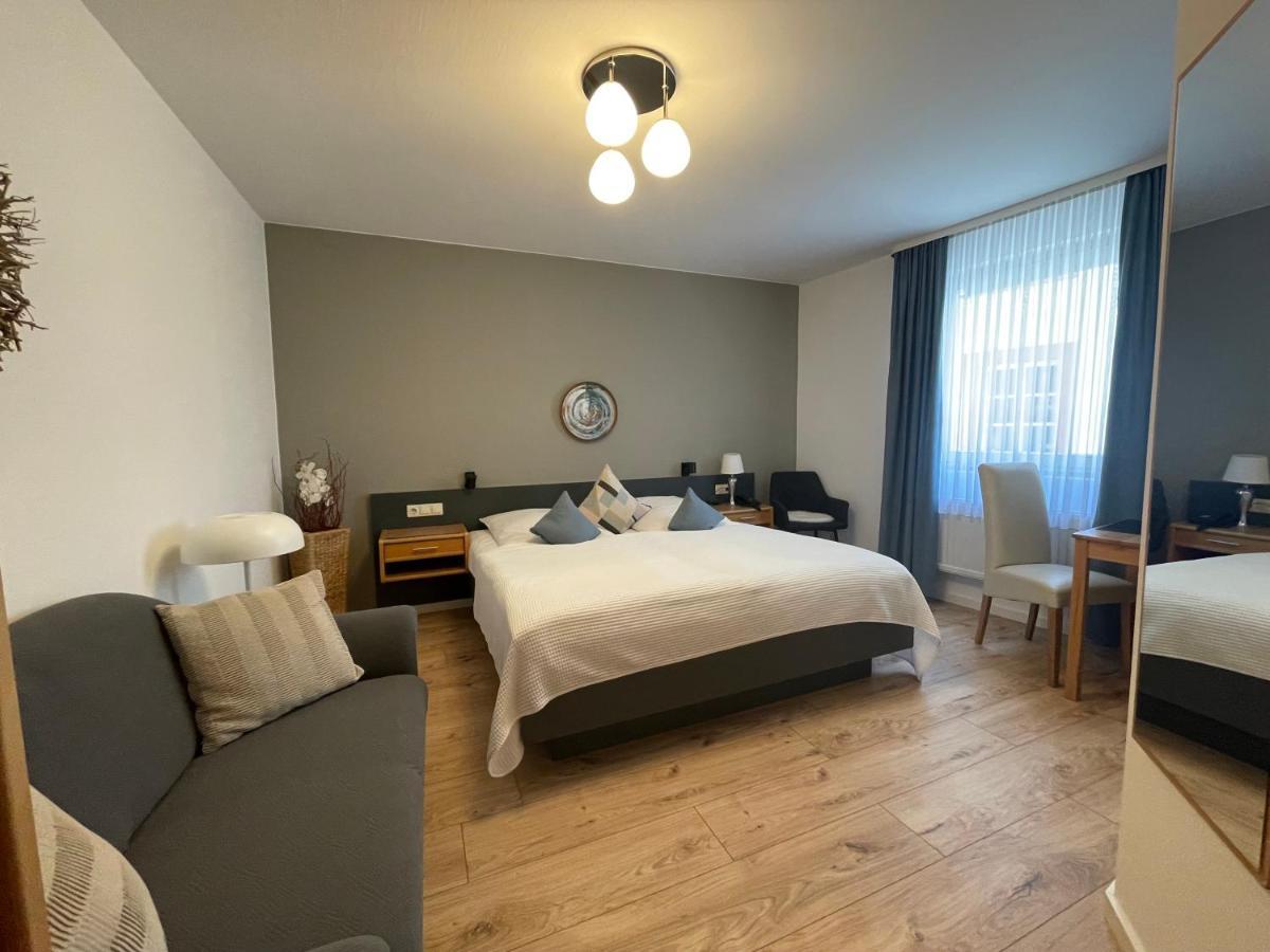 Hotel Saarburger Hof מראה חיצוני תמונה