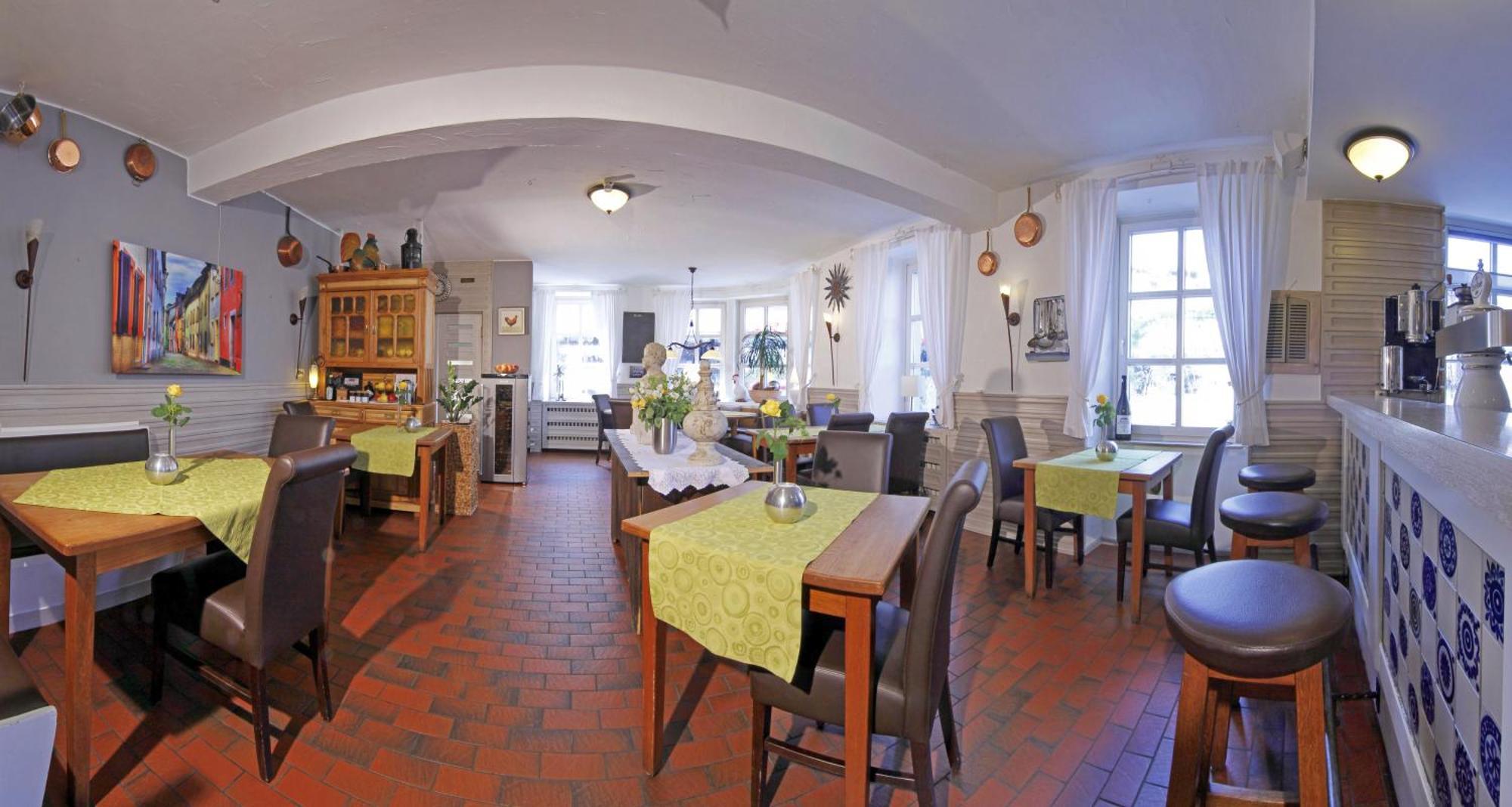Hotel Saarburger Hof מראה חיצוני תמונה